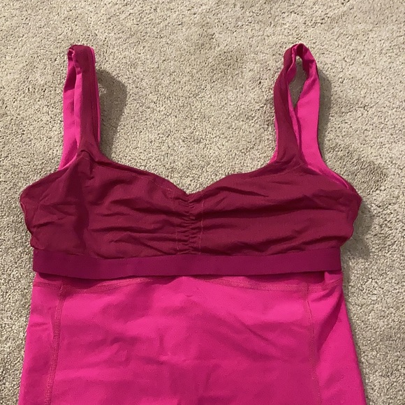 Lululemon tank top - Picture 3 of 3